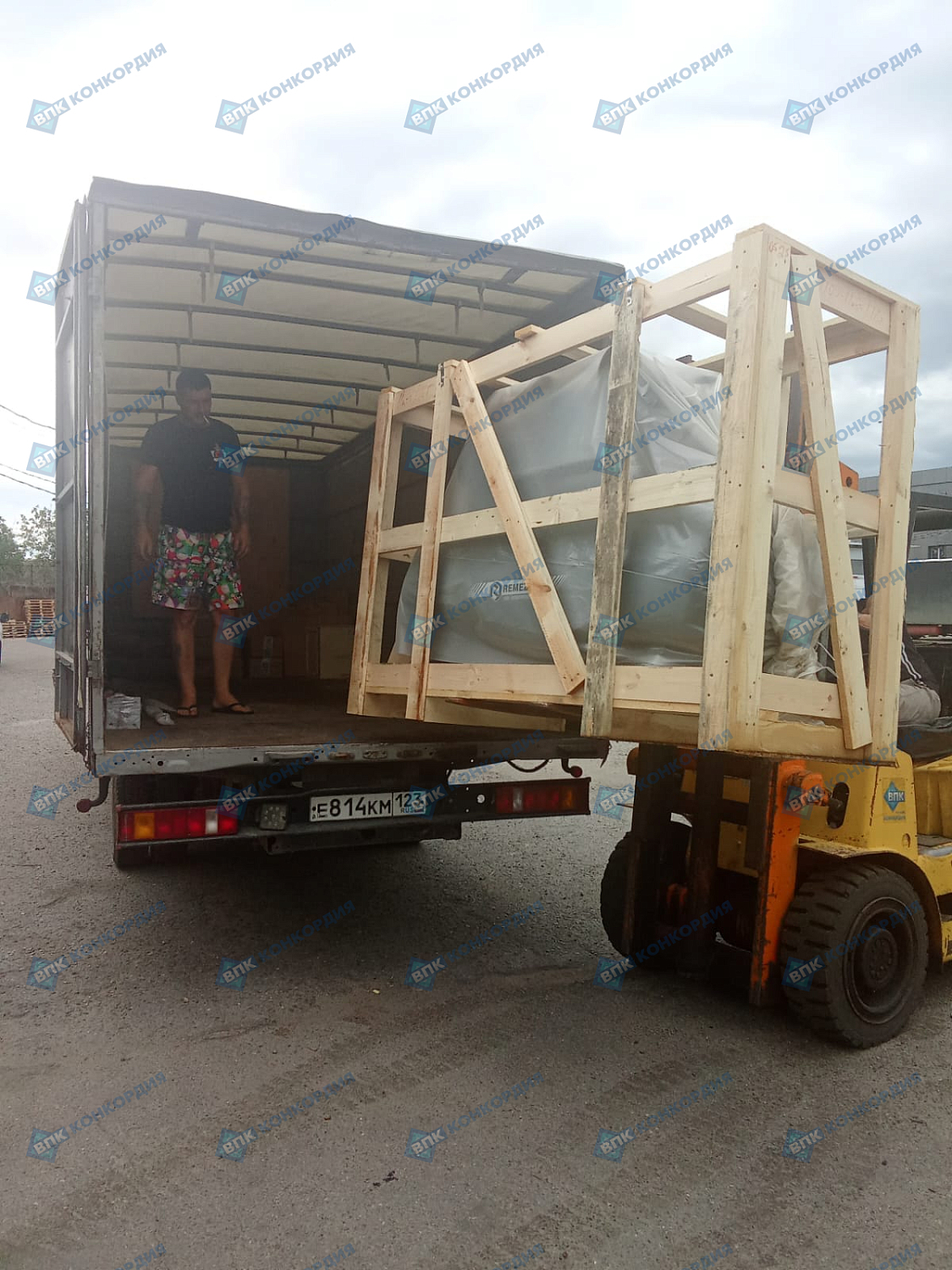 Отгрузка поршневого компрессора Remeza СБ4/Ф-500.LT100/16-11 в г. Краснодар Отгрузка поршневого компрессора Remeza СБ4/Ф-500.LT100/16-11 в г. Краснодар