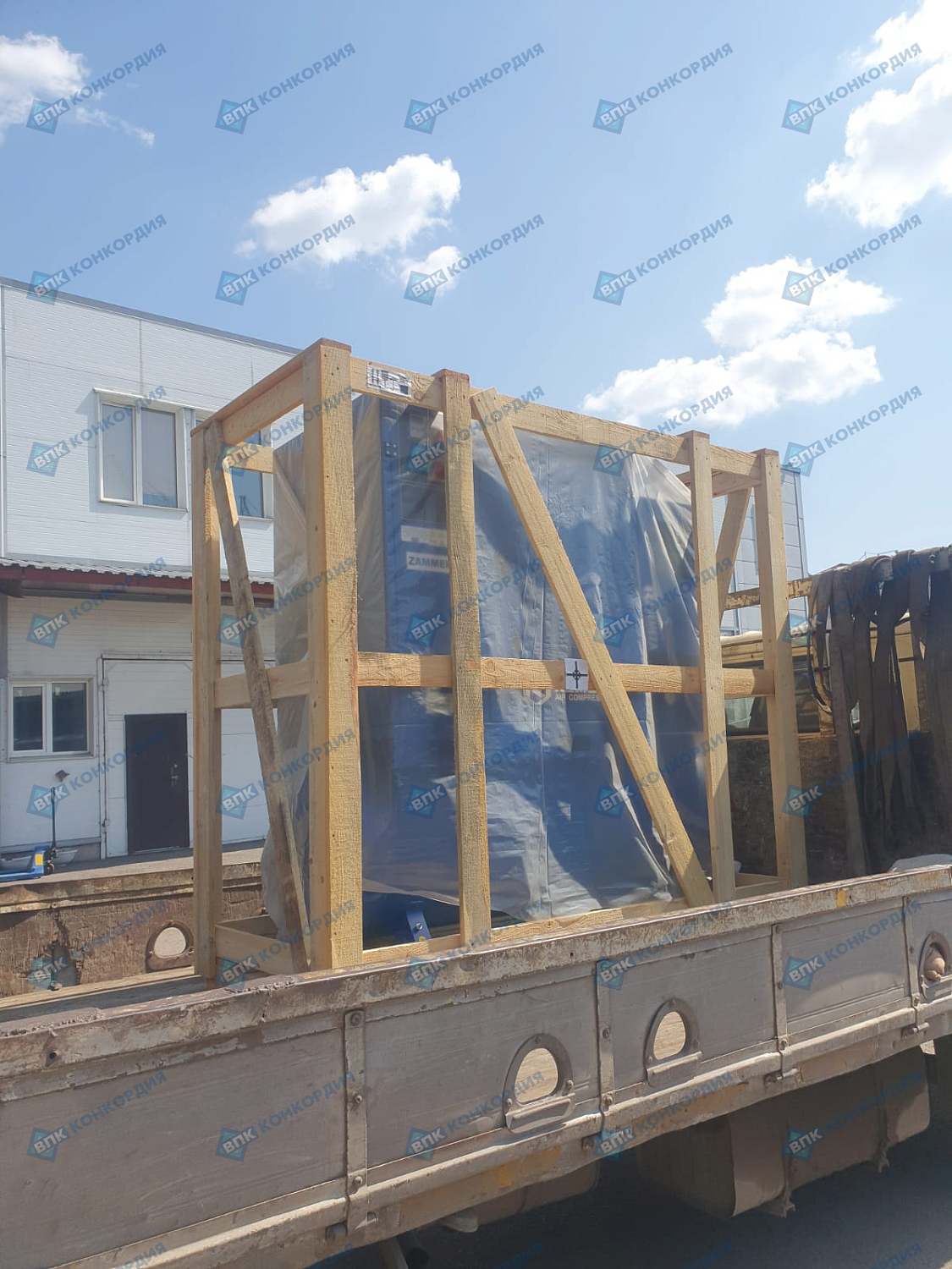 Отгрузка винтового компрессора ZAMMER SKTG15V-16-500/O2 в г. Красноярск Отгрузка винтового компрессора ZAMMER SKTG15V-16-500/O2 в г. Красноярск