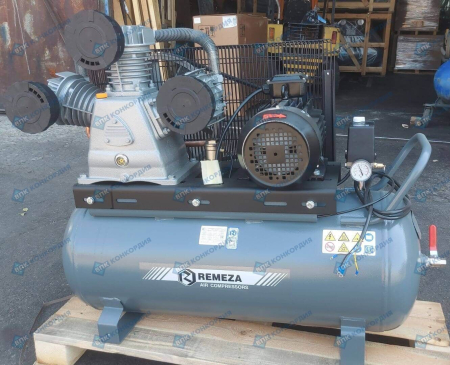 Поршневой компрессор Remeza СБ4/С-100.LB75 Поршневой компрессор Remeza СБ4/С-100.LB75 фото