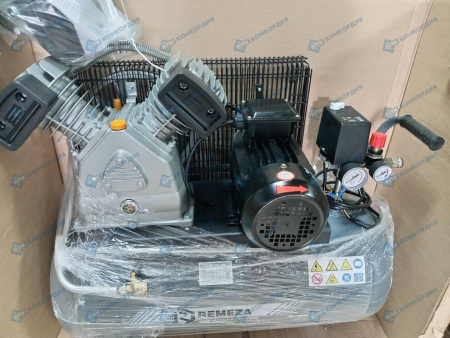Поршневой компрессор Remeza СБ4/С-100.LB30 Поршневой компрессор Remeza СБ4/С-100.LB30 фото